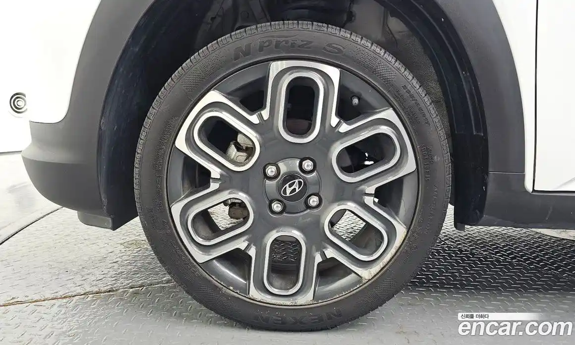Hyundai Casper 2024 1.0 автомат (гидро), фото 5