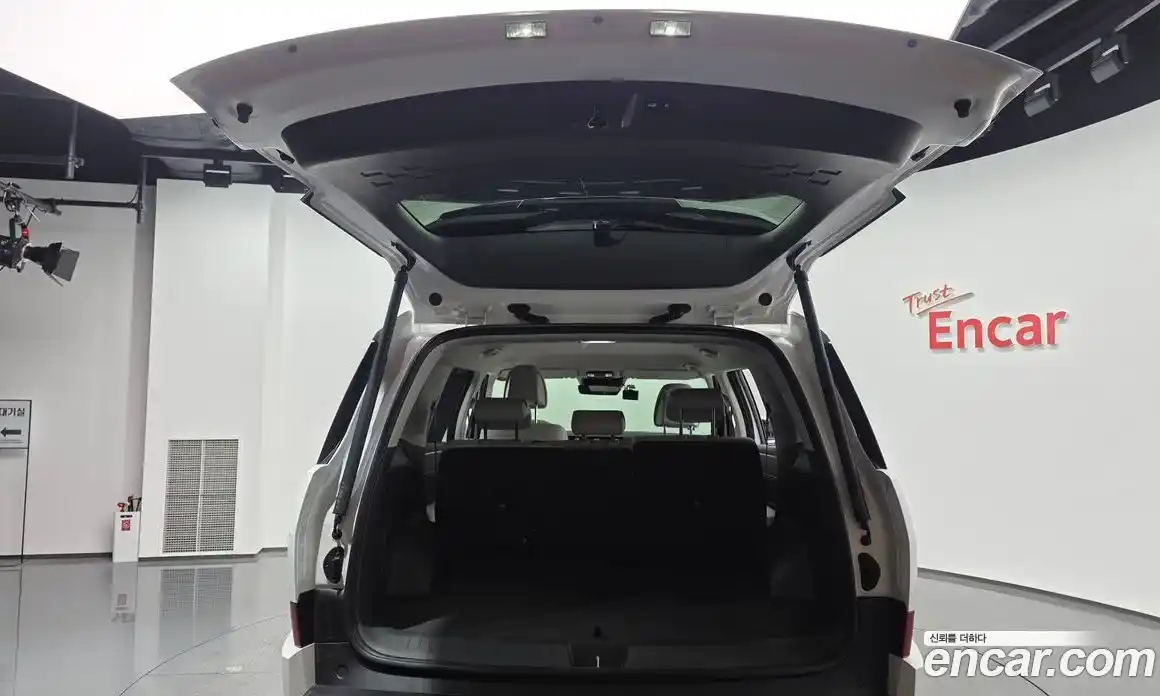 Hyundai Santa Fe 2025 1.6 автомат (гидро), фото 20