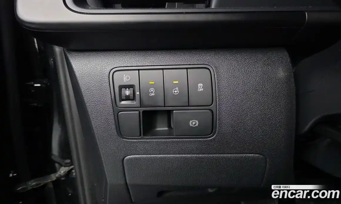 Hyundai Staria 2024 2.2 автомат (гидро), фото 24