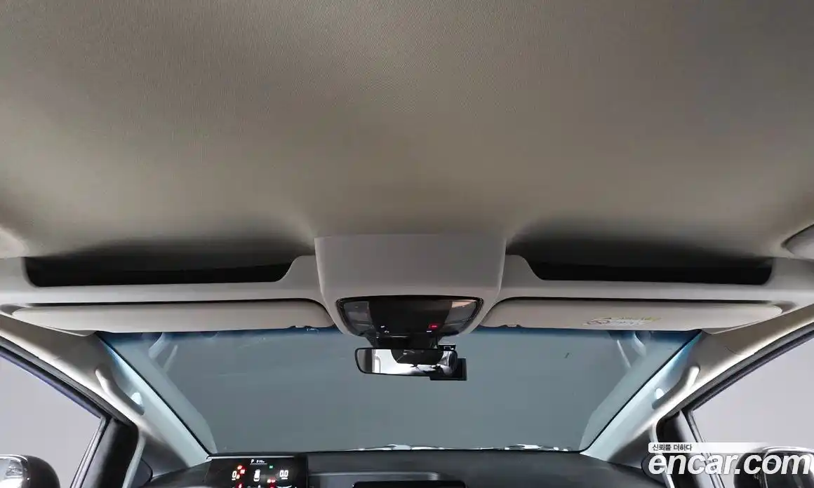 Hyundai Staria 2024 2.2 автомат (гидро), фото 28