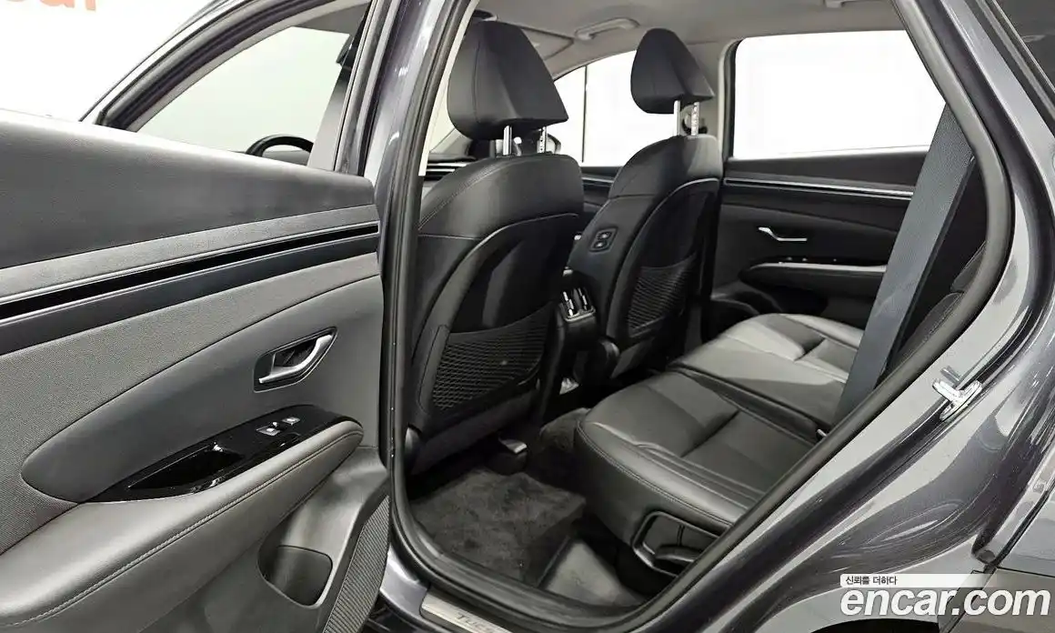 Hyundai Tucson 2023 1.6 автомат (гидро), фото 16