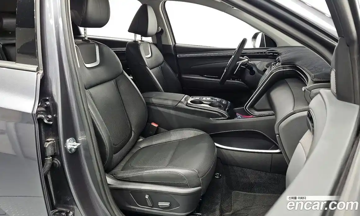 Hyundai Tucson 2023 1.6 автомат (гидро), фото 17