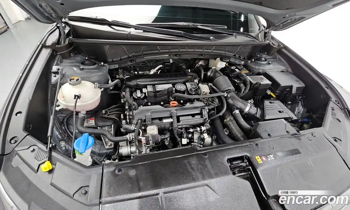 Hyundai Tucson 2023 1.6 автомат (гидро), фото 6