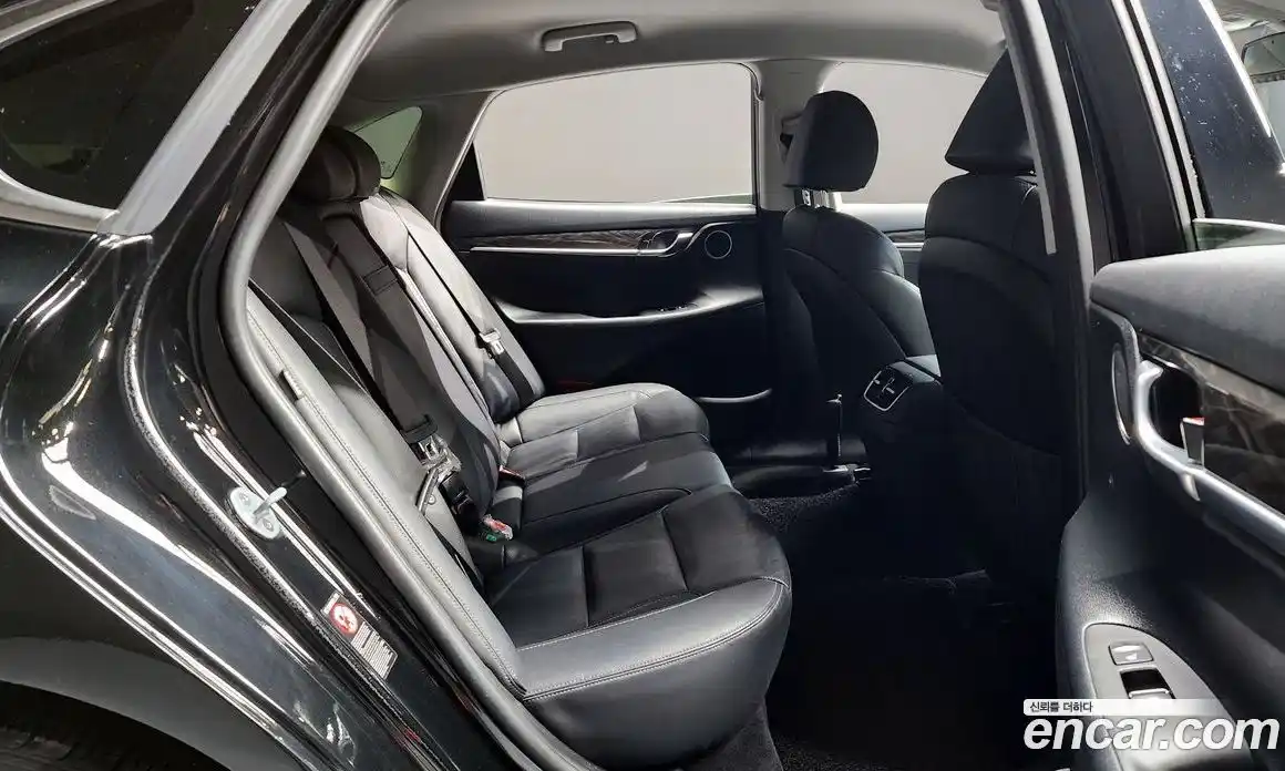 Hyundai Grandeur 2018 2.4 автомат (гидро), фото 11