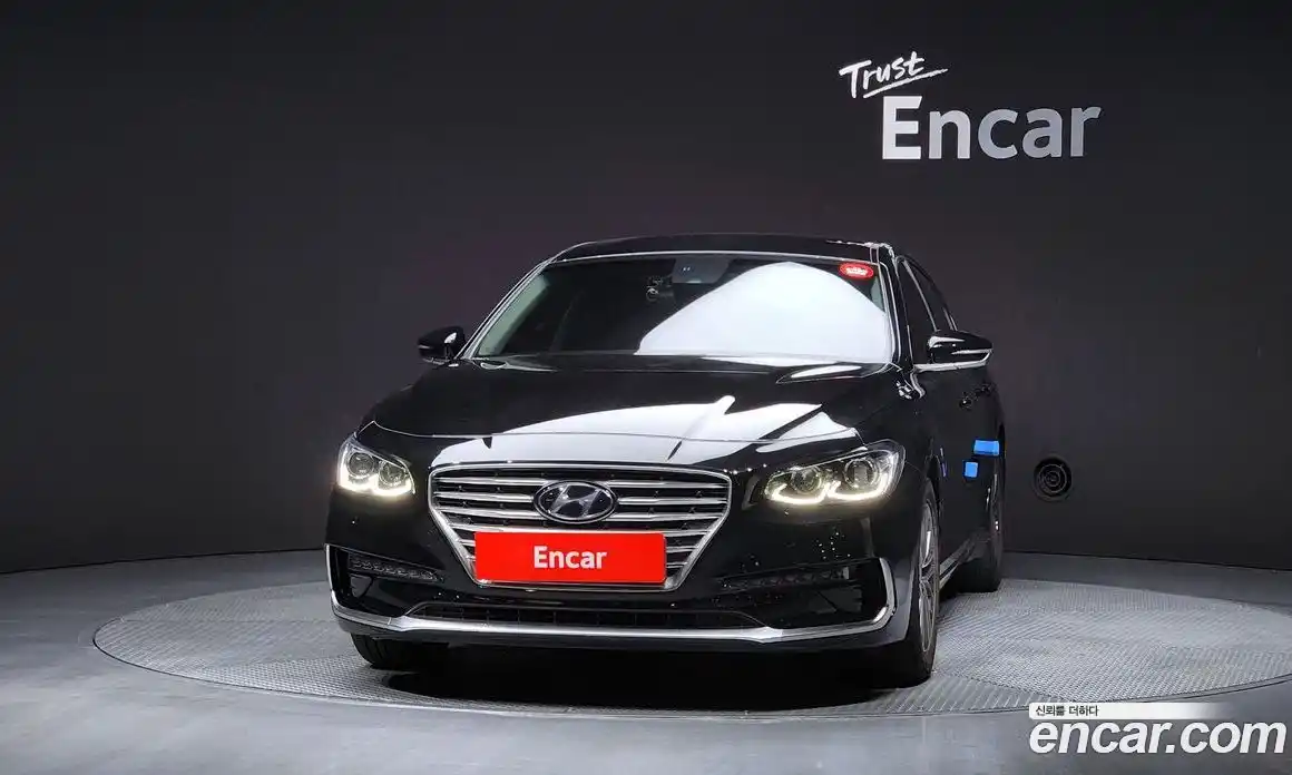 Hyundai Grandeur 2018 2.4 автомат (гидро), фото 3