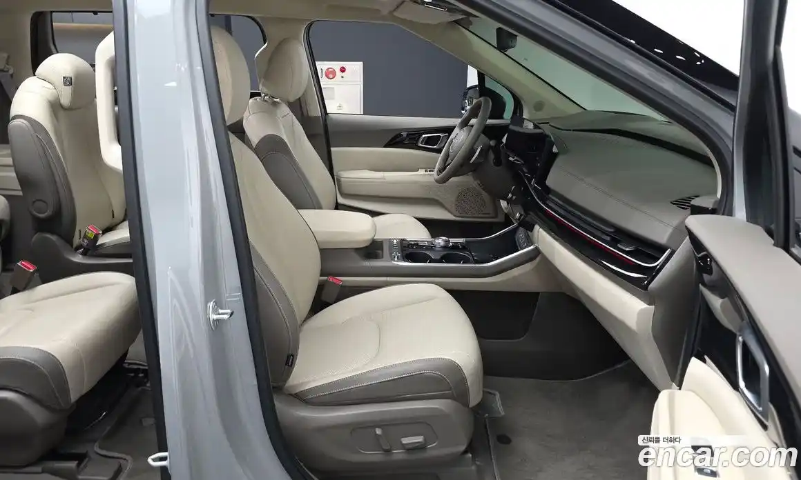 Kia Carnival 2024 3.5 автомат (гидро), фото 17
