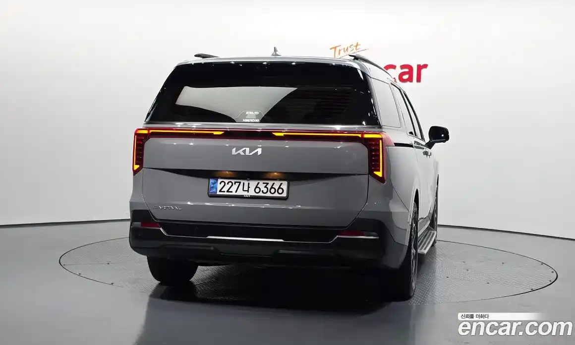 Kia Carnival 2024 3.5 автомат (гидро), фото 4