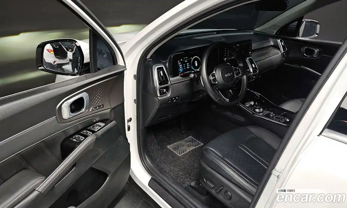 Kia Sorento 2023 2.2 автомат (гидро), фото 10