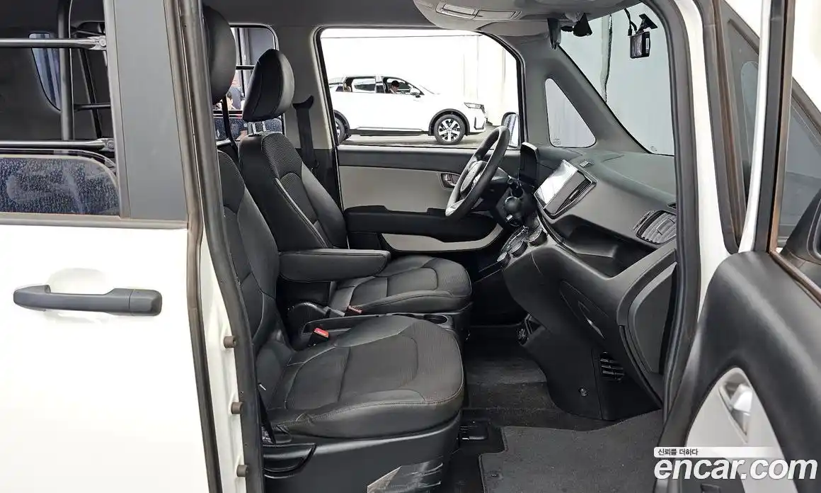 Kia Ray 2022 1.0 автомат (гидро), фото 17