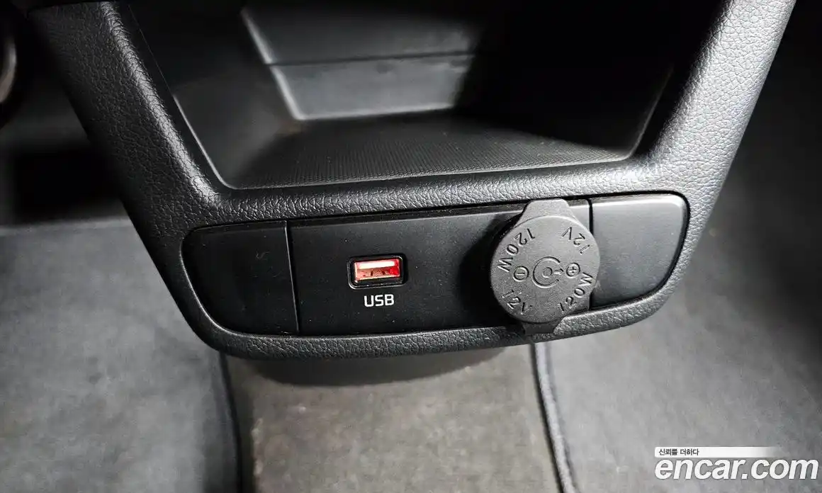 Kia Ray 2022 1.0 автомат (гидро), фото 24
