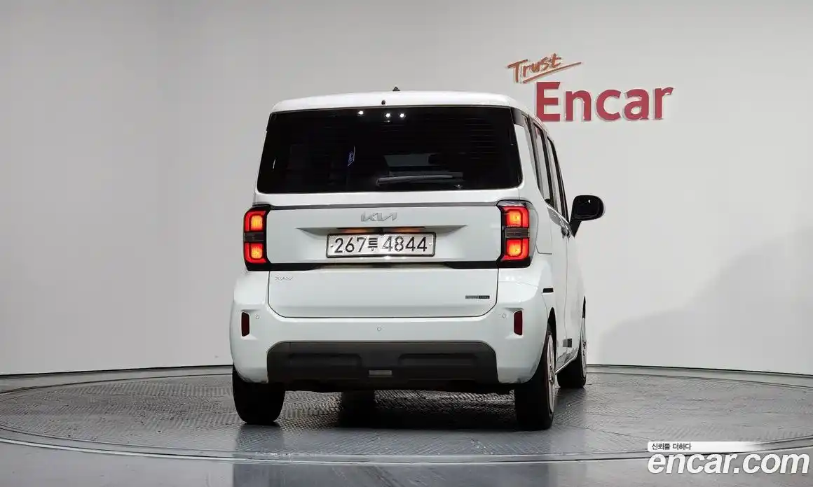 Kia Ray 2022 1.0 автомат (гидро), фото 4