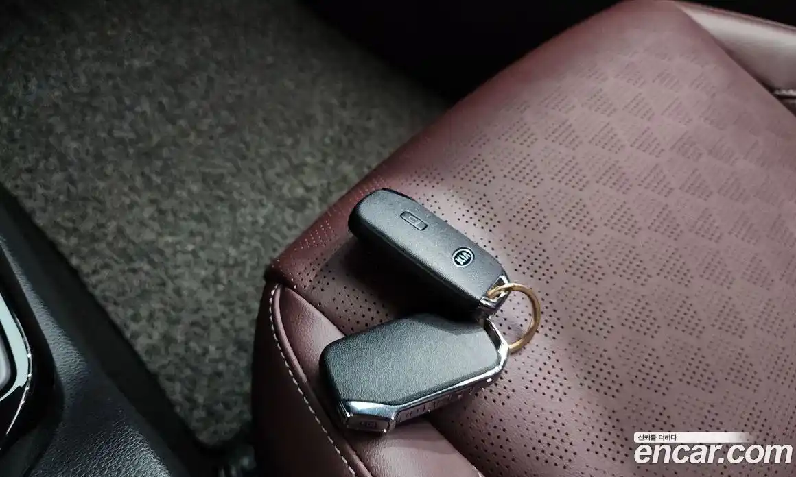 Kia Seltos 2019 1.6 автомат (гидро), фото 21