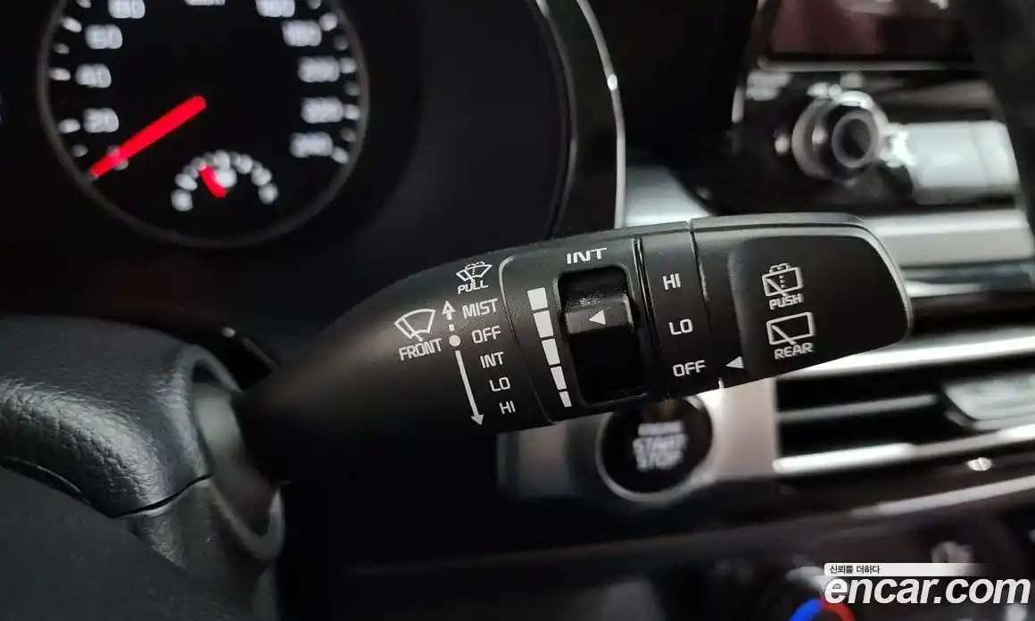 Kia Seltos 2019 1.6 автомат (гидро), фото 27