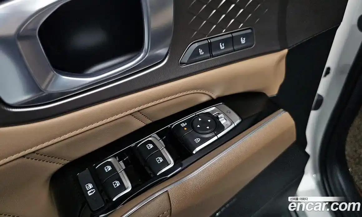Kia Sorento 2023 1.6 автомат (гидро), фото 31