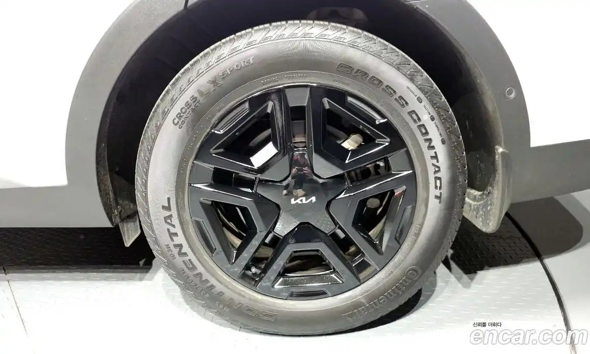 Kia Sorento 2023 1.6 автомат (гидро), фото 7