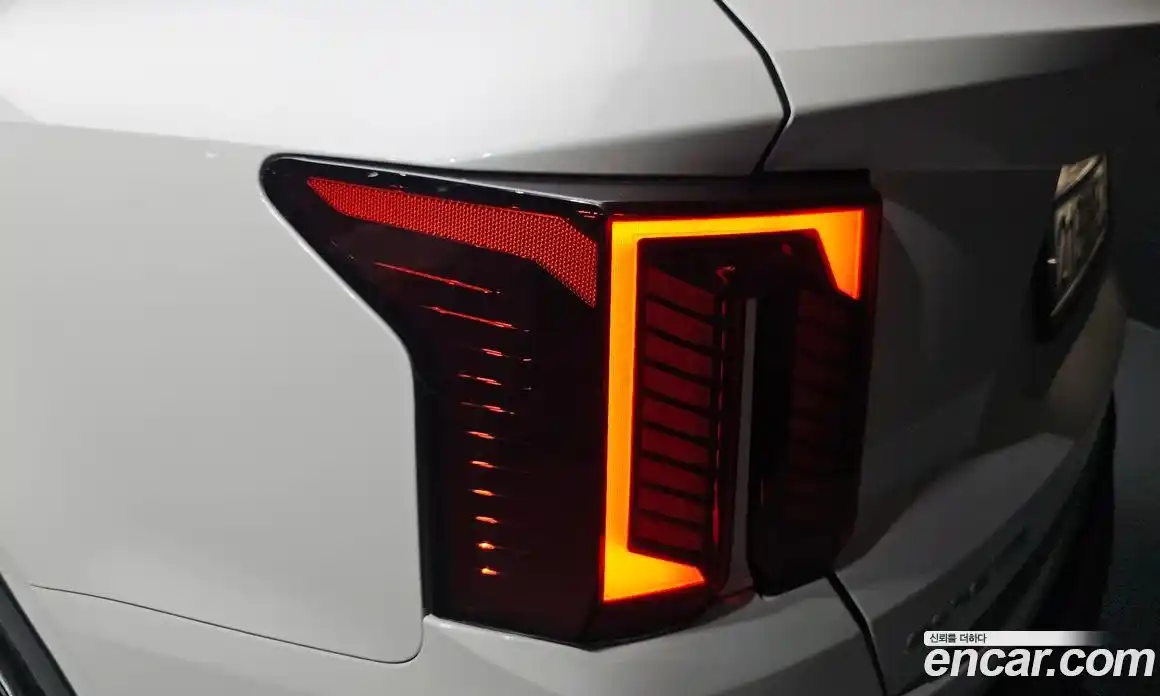 Kia Sorento 2023 1.6 автомат (гидро), фото 9