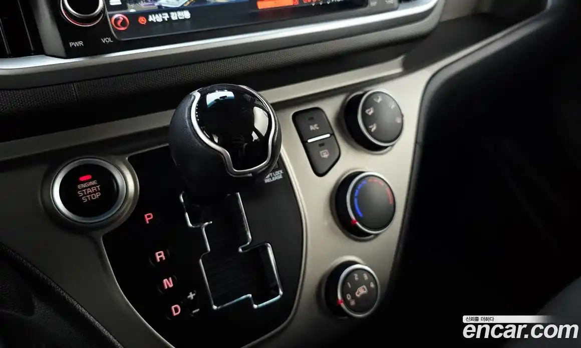Kia Ray 2019 1.0 автомат (гидро), фото 12