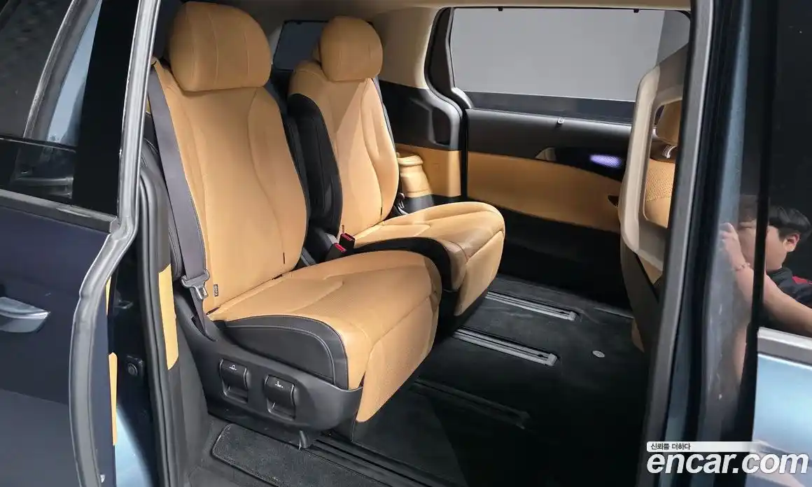 Kia Carnival 2023 2.2 автомат (гидро), фото 18