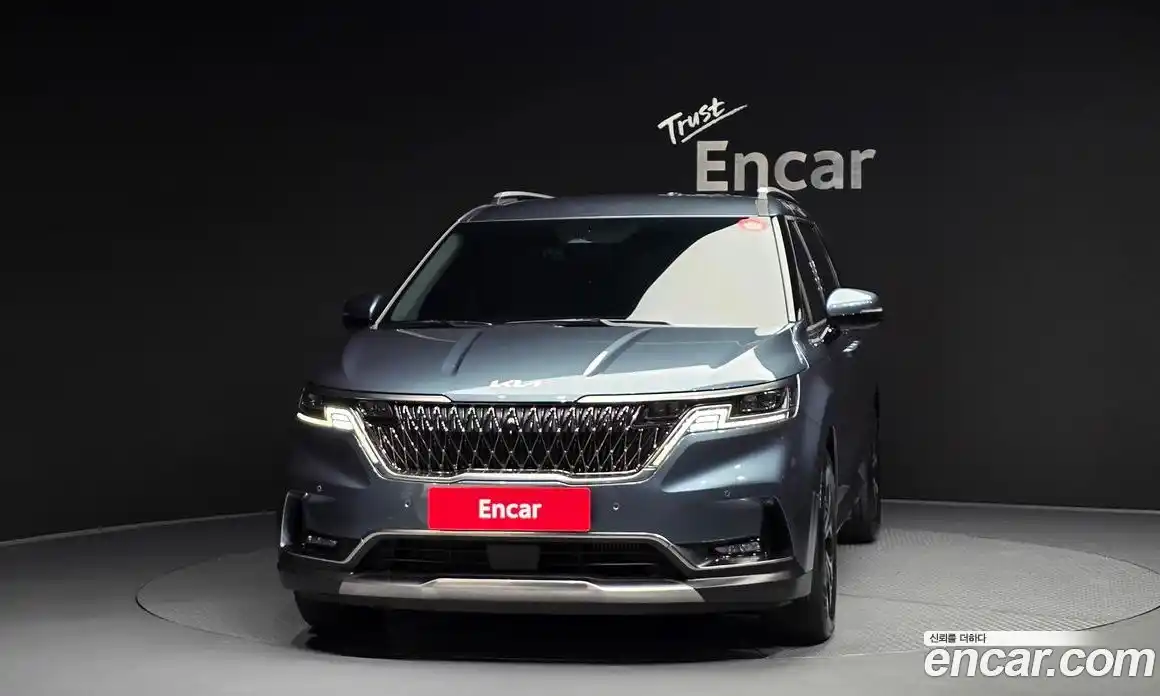 Kia Carnival 2023 2.2 автомат (гидро), фото 3