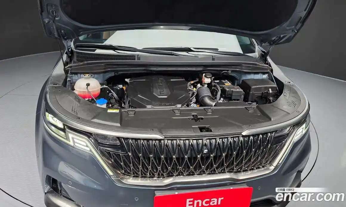 Kia Carnival 2023 2.2 автомат (гидро), фото 6
