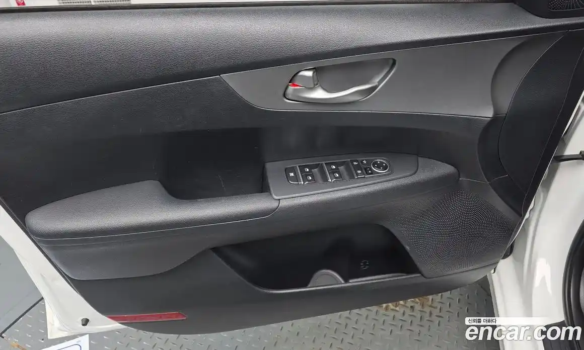 Kia K3 2020 1.6 автомат (гидро), фото 13