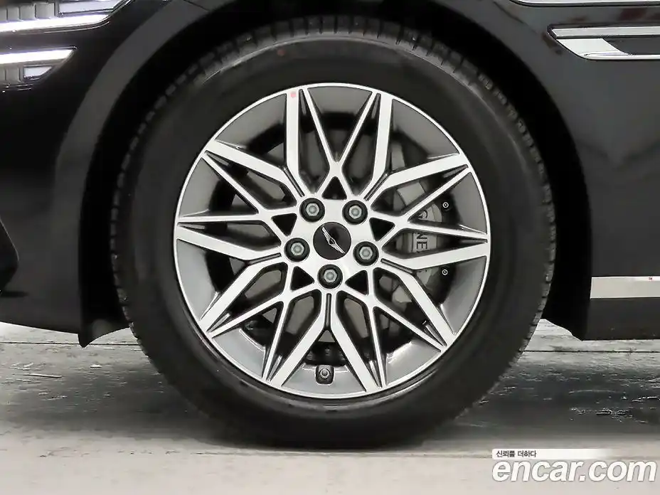 Genesis G80 2026 2.5 автомат (гидро), фото 5
