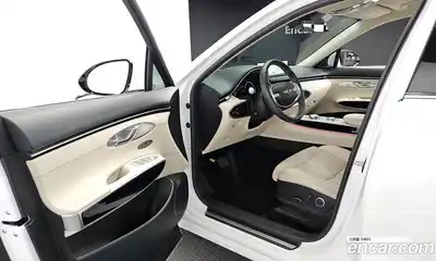 Genesis GV70 2023 2.5 автомат (гидро), миниатюра 10