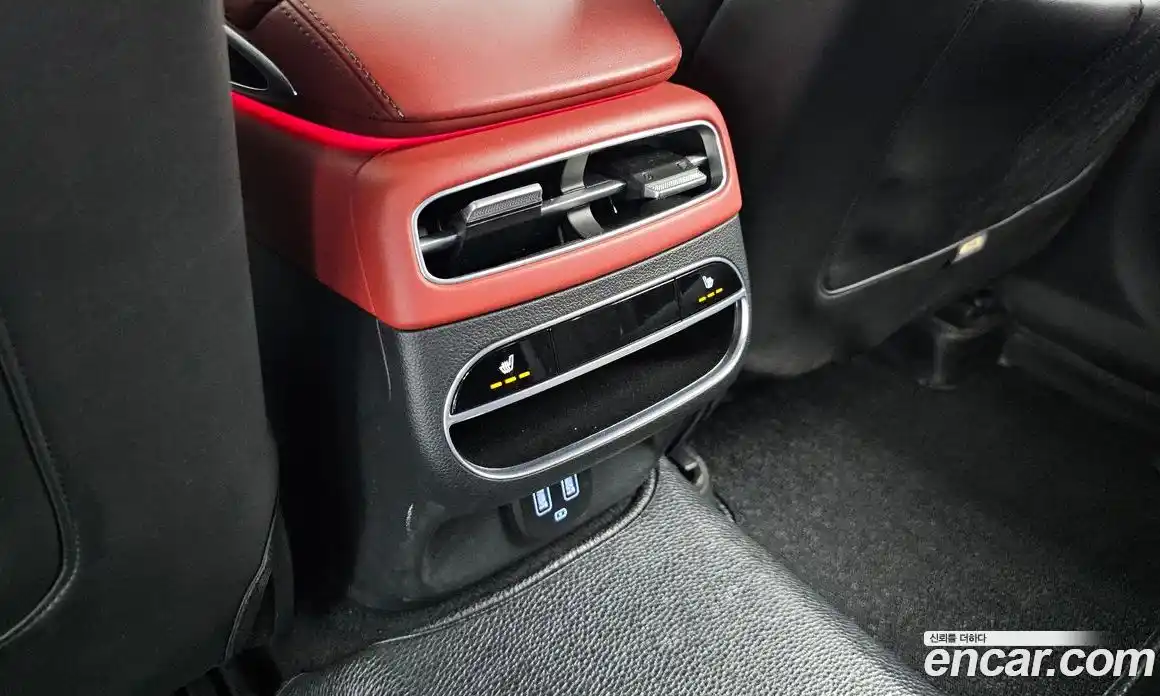 Genesis GV70 2021 2.5 автомат (гидро), фото 24