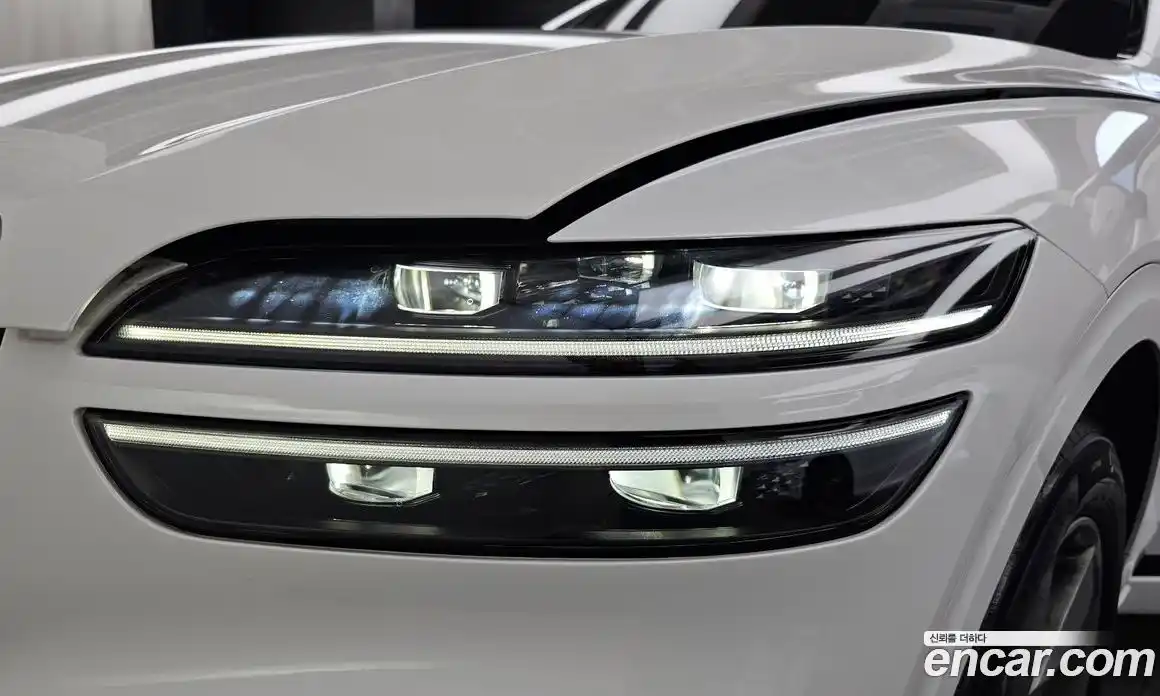 Genesis GV70 2021 2.5 автомат (гидро), фото 8