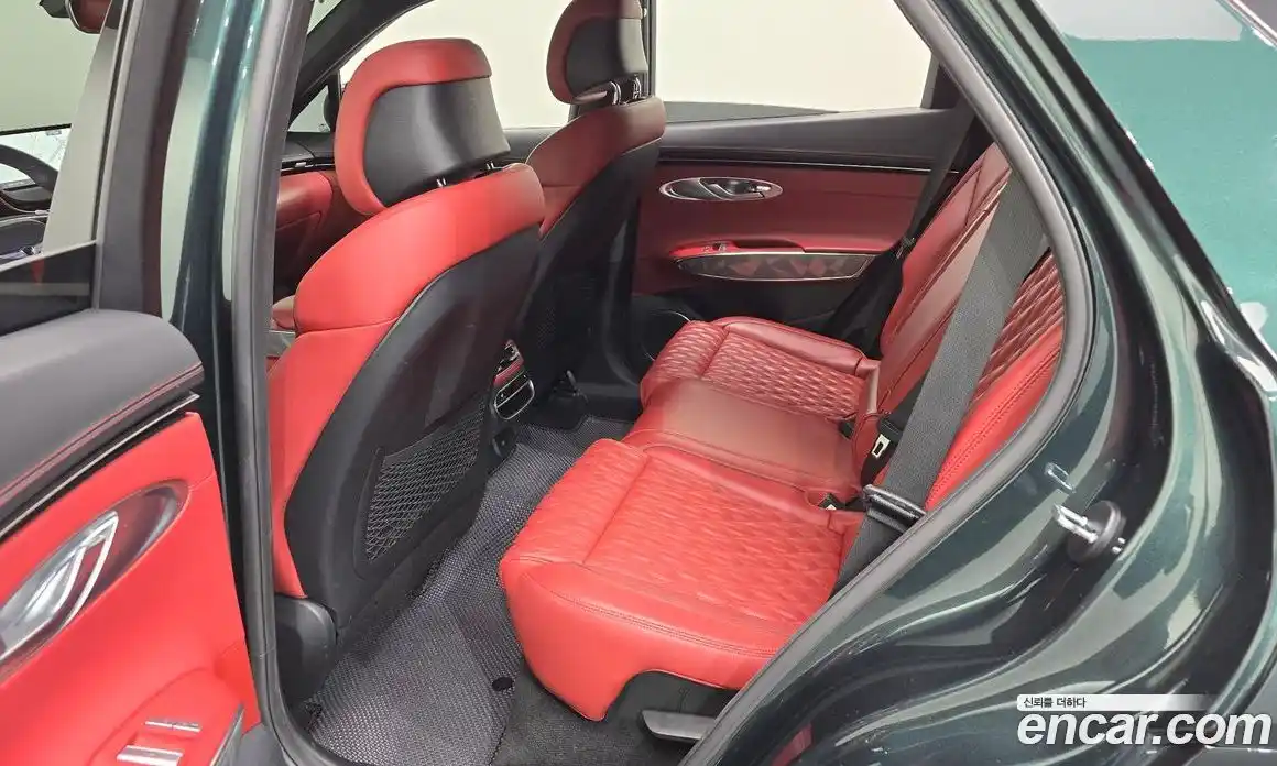 Genesis GV70 2021 2.5 автомат (гидро), фото 17