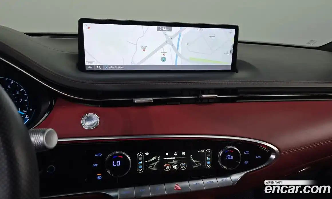 Genesis GV70 2021 2.5 автомат (гидро), фото 18