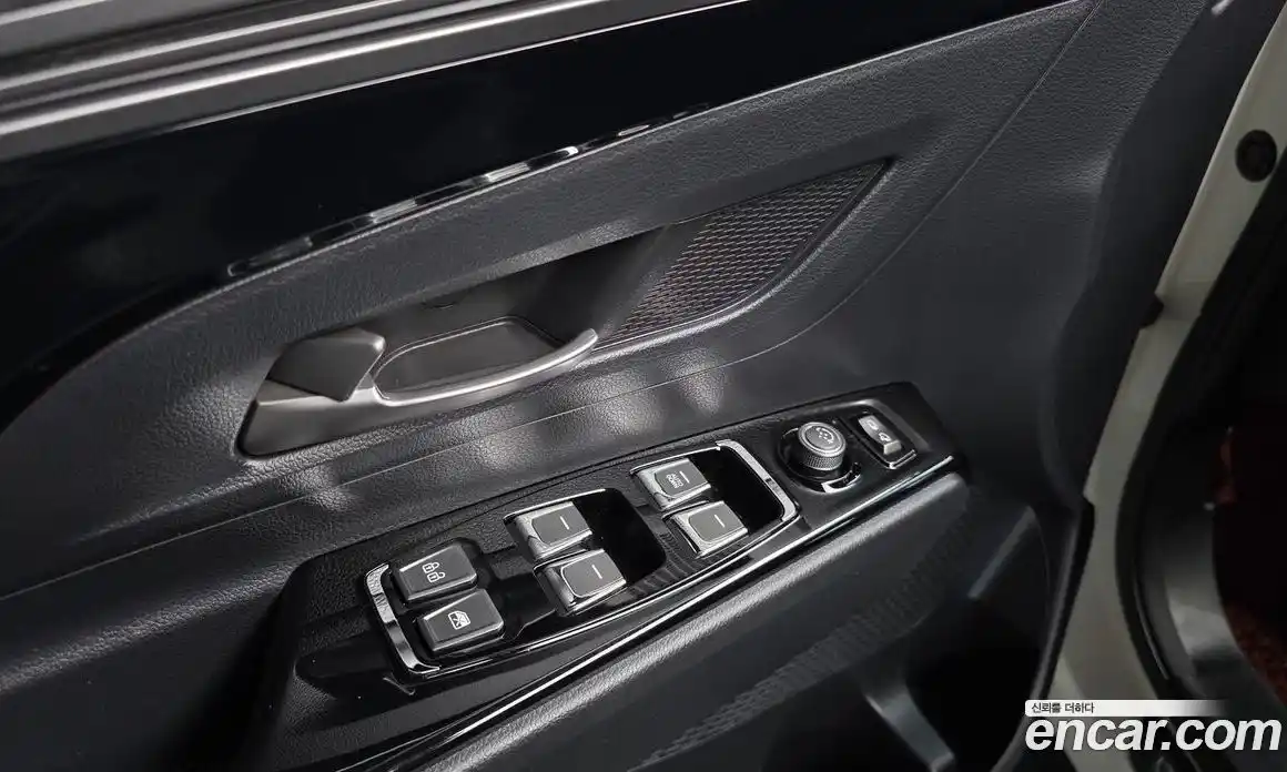 SsangYong Korando 2019 1.5 автомат (гидро), фото 19