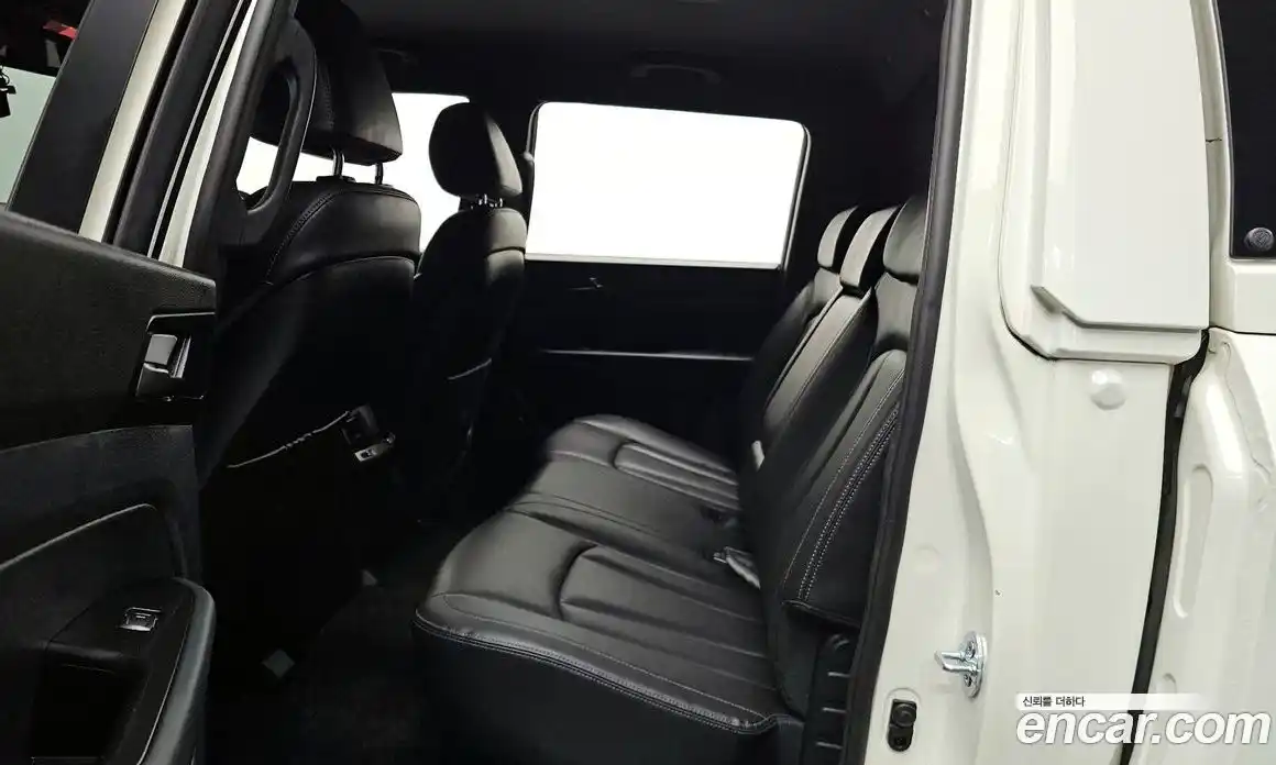 SsangYong Rexton 2020 2.2 автомат (гидро), фото 17