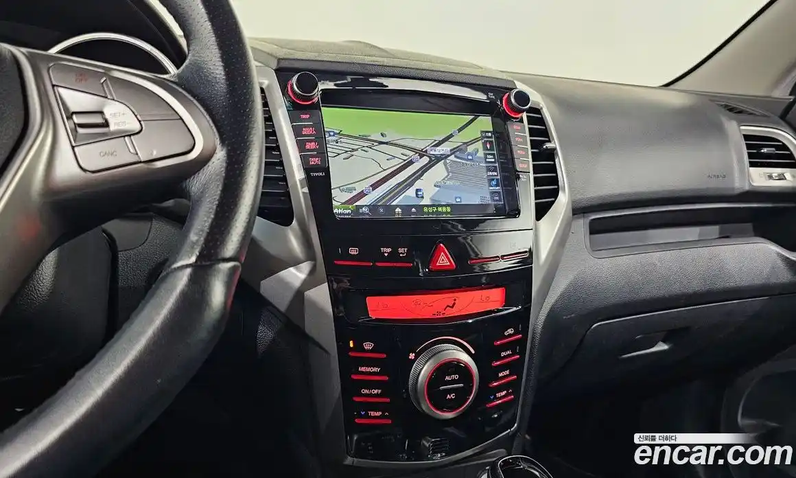 SsangYong TIBOLI 2015 1.6 автомат (гидро), фото 12