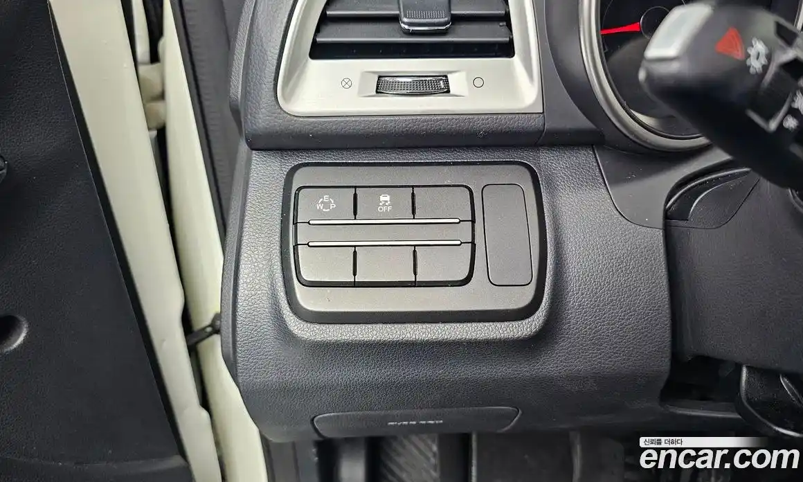 SsangYong TIBOLI 2015 1.6 автомат (гидро), фото 20