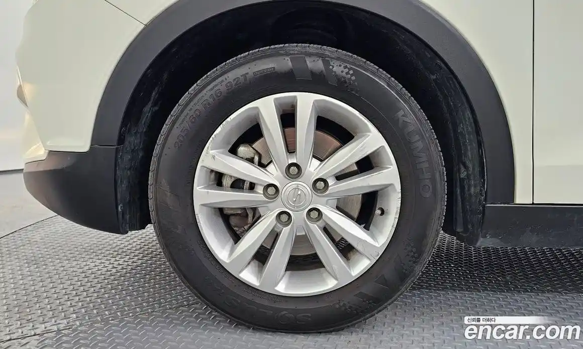 SsangYong TIBOLI 2015 1.6 автомат (гидро), фото 5