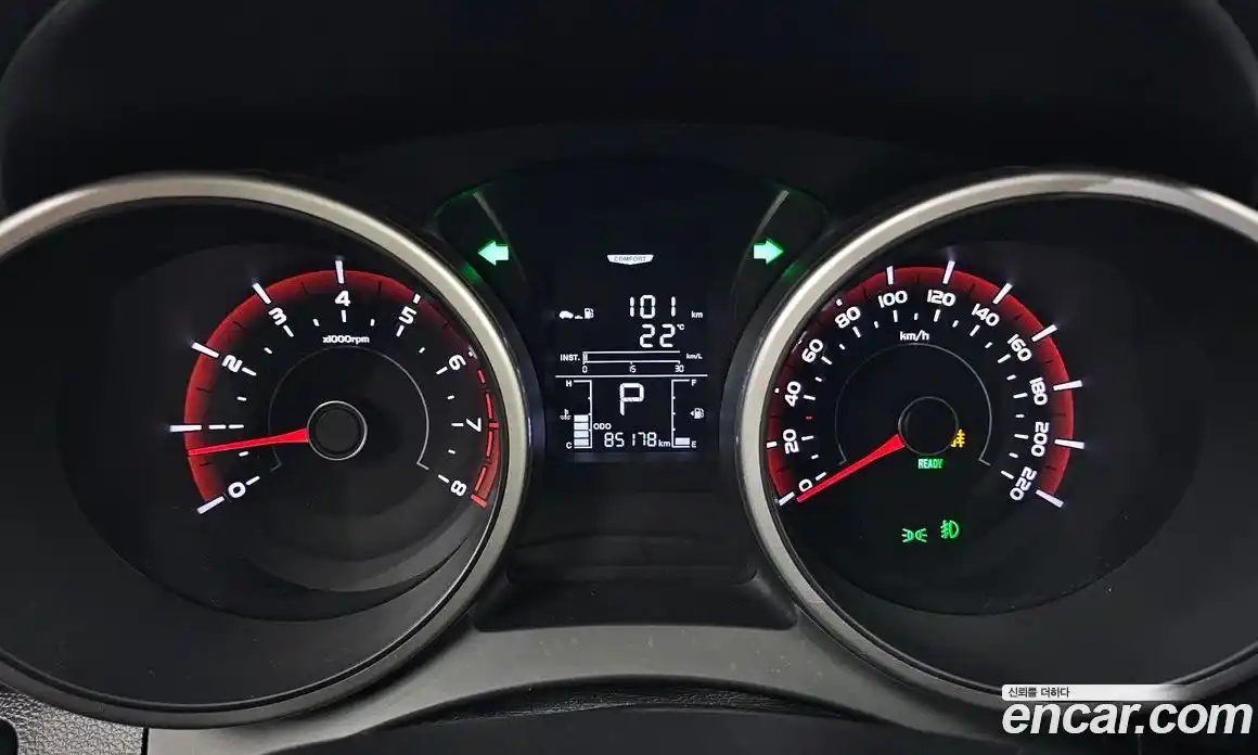 SsangYong TIBOLI 2015 1.6 автомат (гидро), фото 8