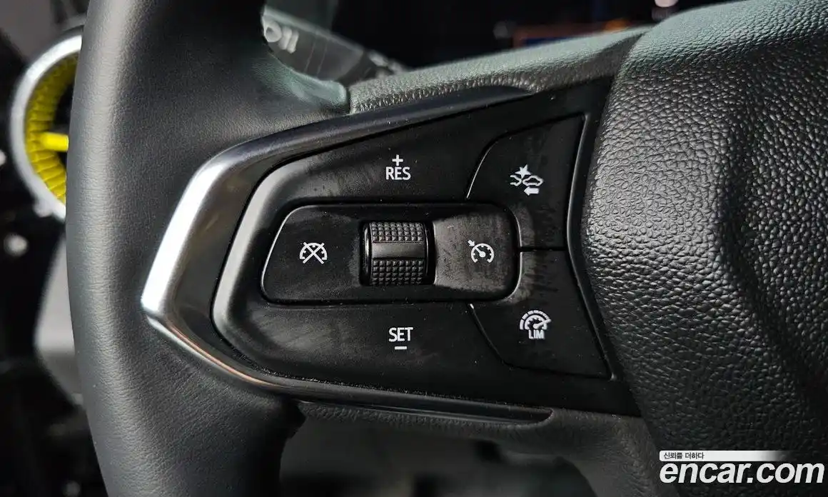 Chevrolet Trax 2023 1.2 автомат (гидро), фото 23