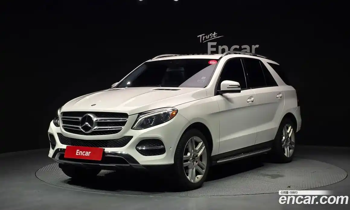 Mercedes-Benz GLE-Class 2018 3.0 гидро, фото 1 Mercedes-Benz GLE-Class 2018 3.0 гидро, фото 1