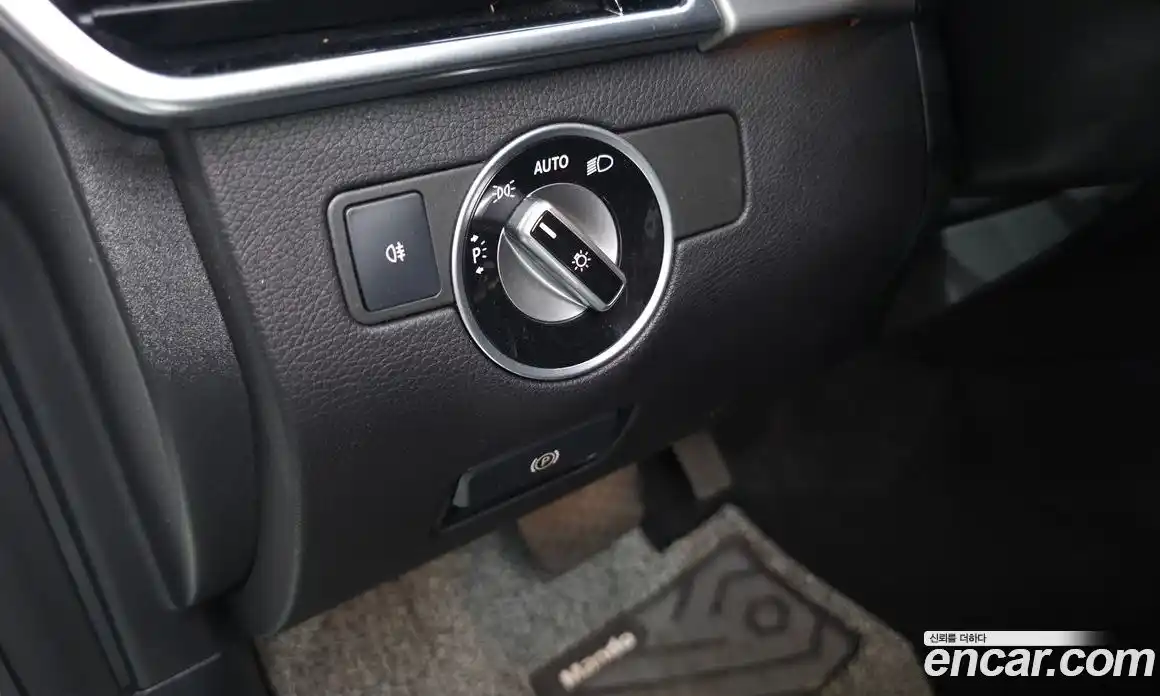 Mercedes-Benz GLE-Class 2018 3.0 гидро, фото 27 Mercedes-Benz GLE-Class 2018 3.0 гидро, фото 27