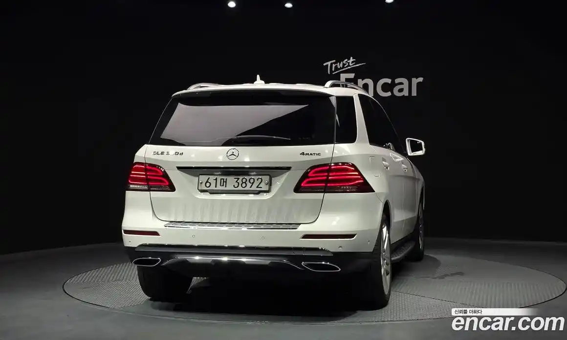 Mercedes-Benz GLE-Class 2018 3.0 гидро, фото 4 Mercedes-Benz GLE-Class 2018 3.0 гидро, фото 4