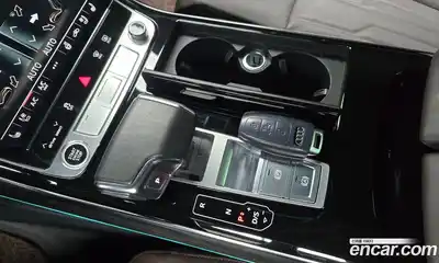 Audi A8 2023 3.0 автомат (гидро), миниатюра 12