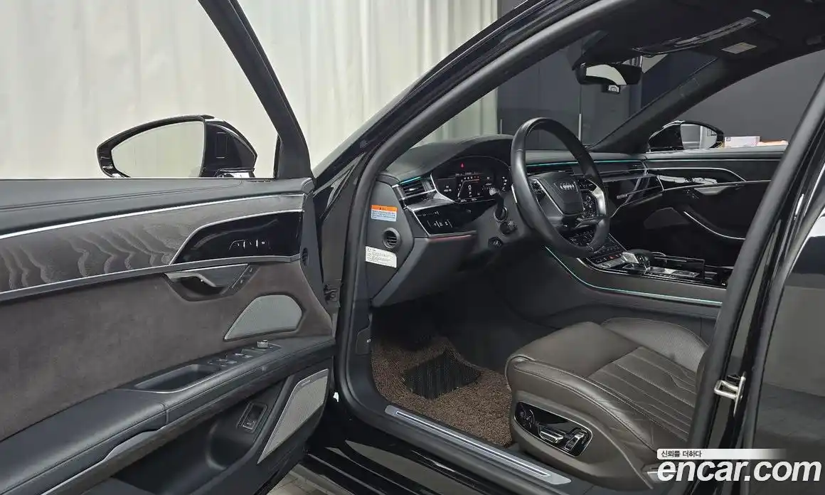 Audi A8 2023 3.0 автомат (гидро), фото 13
