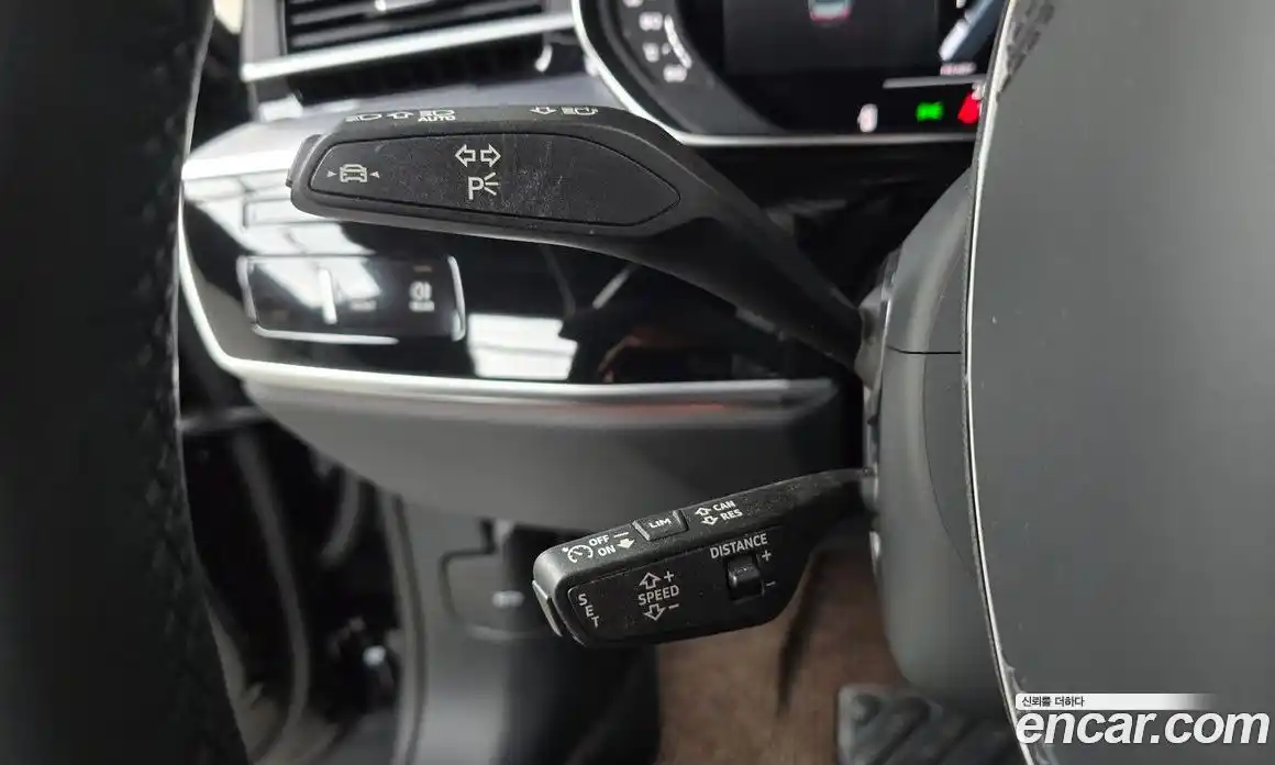 Audi A8 2023 3.0 автомат (гидро), фото 26