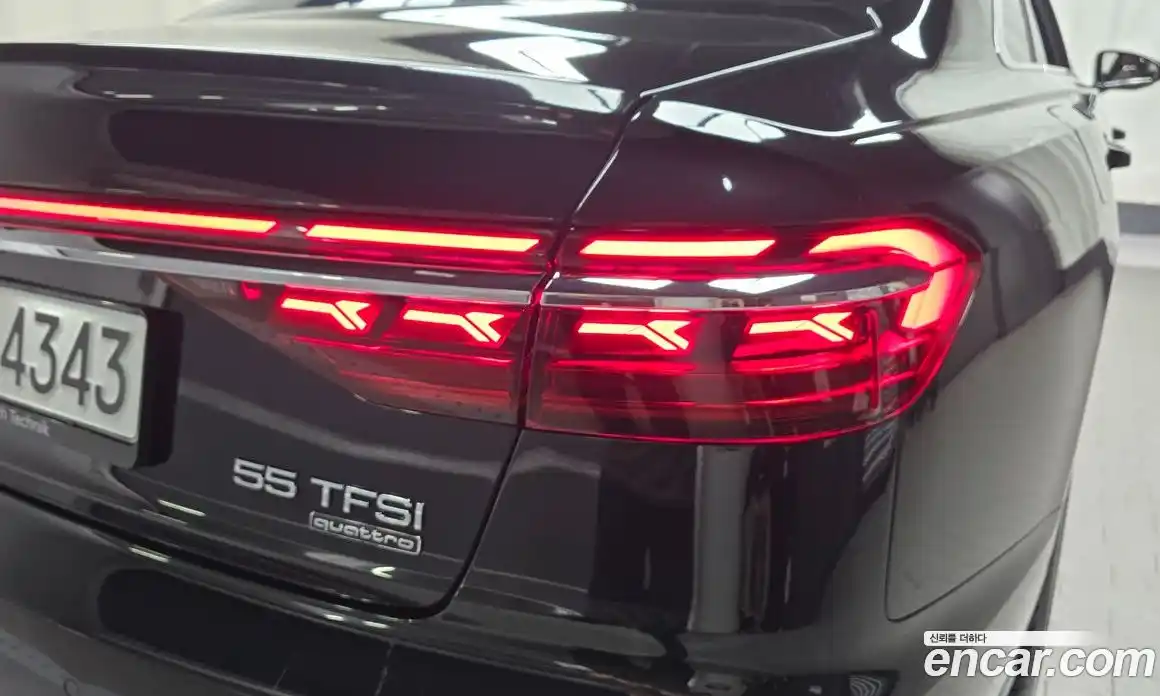 Audi A8 2023 3.0 автомат (гидро), фото 9