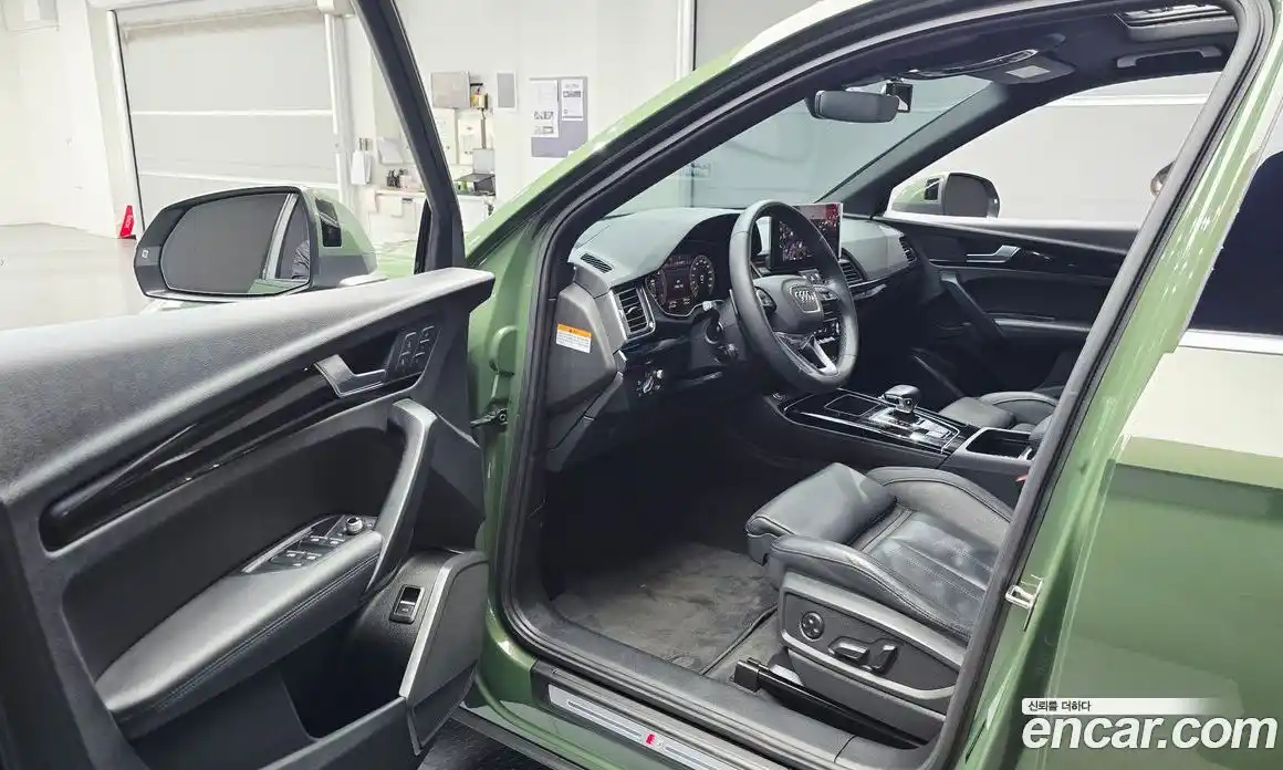 Audi Q5 2022 2.0 автомат (гидро), фото 13