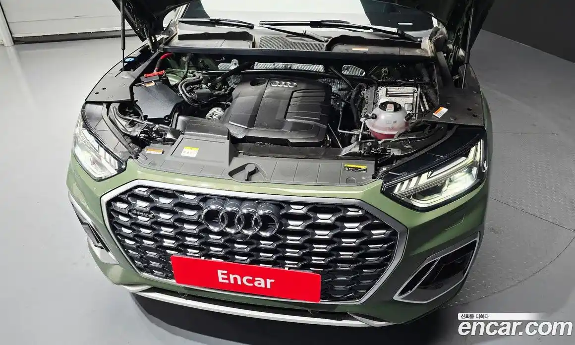 Audi Q5 2022 2.0 автомат (гидро), фото 6