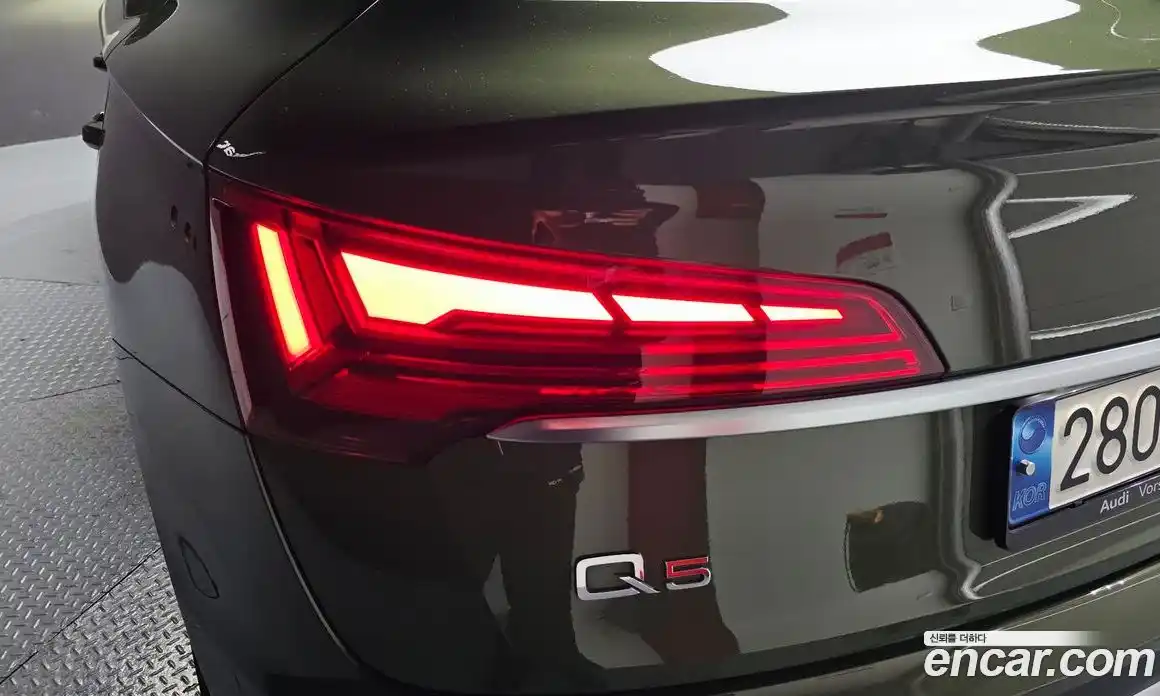 Audi Q5 2022 2.0 автомат (гидро), фото 9