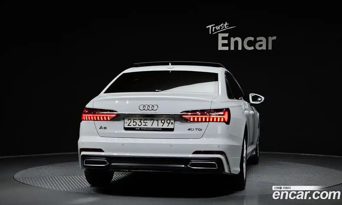 Audi A6 2020 2.0 автомат (гидро), фото 4
