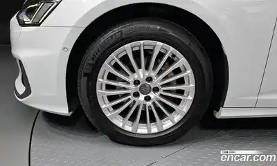 Audi A6 2020 2.0 автомат (гидро), миниатюра 5